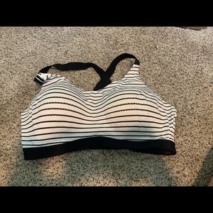 Victoria Secret Sports Bra